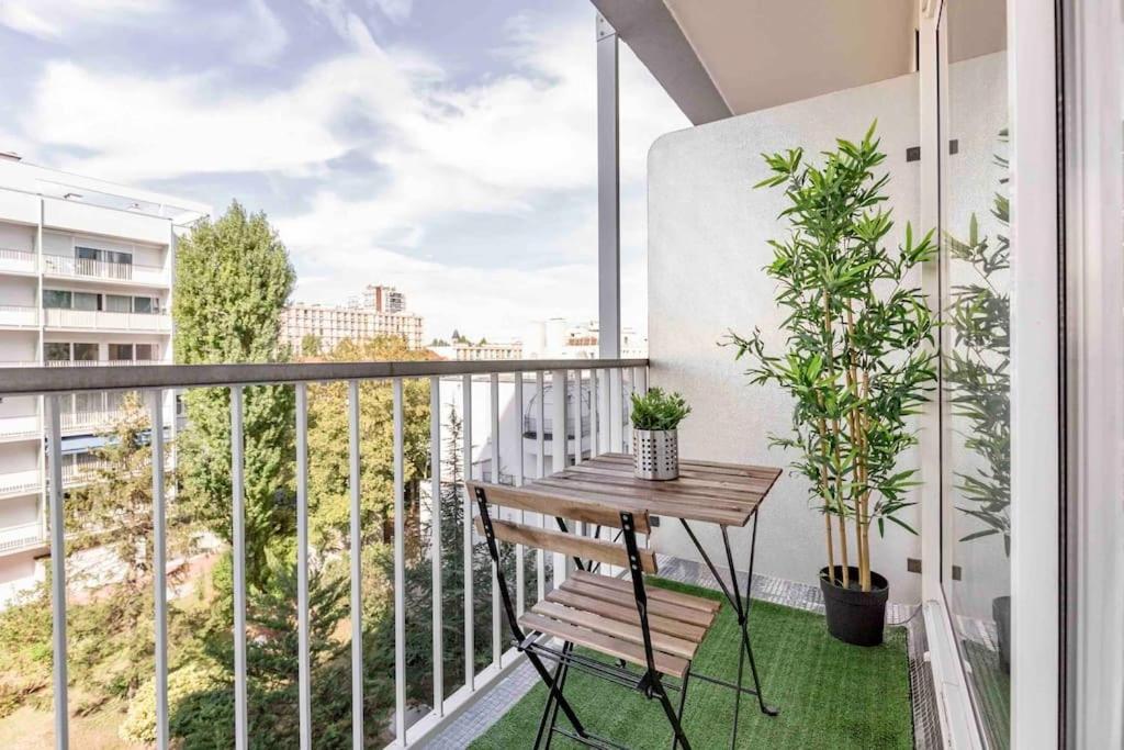 Appartement Avec Parking Et Terrasse Metro 7 Et Paris Вильжюиф Экстерьер фото