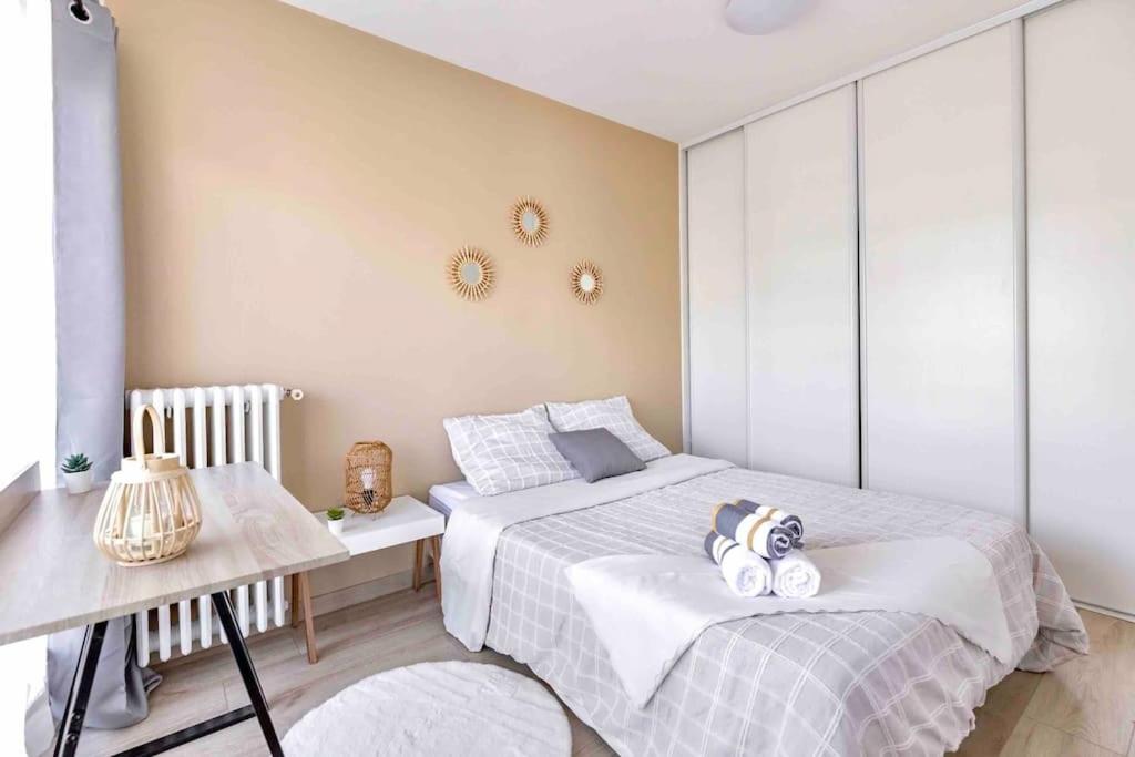 Appartement Avec Parking Et Terrasse Metro 7 Et Paris Вильжюиф Экстерьер фото